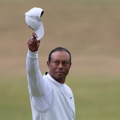 What does LIV Golf accuse Tiger Woods of?