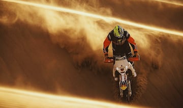 El Rally de Marruecos ha cumplido el papel de preparación para el Dakar. Audi y BRX no han acudido por lo que hay grandes ausencias como las de Sainz, Peterhansel, Roma y Loeb. Hay 2.656 kilómetros de recorrido (1.633 cronometrados) alrededor de Zagora repartidos en cinco etapas.