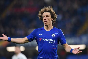 Chelsea eliminó desde los penales a Frankfurt tras empatar 1-1 (Global: 2-2) y se medirá en la final al Arsenal que hizo lo propio con Valencia.  