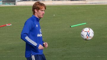 Álex Fernández durante un entrenamiento