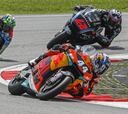 Oliveira lidera el doblete KTM y Morbidelli, campeón con podio