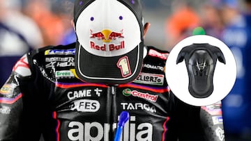 Jorge Martín y un airbag como los que se usan en MotoGP.