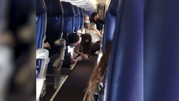 Video: Momentos de terror vivieron los pasajeros del vuelo de Culiacán a CDMX