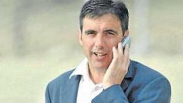 <b>SINCERO. </b>Manolo Salvador reconoce que le cuesta encajar tantas críticas hacia su gestión.