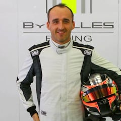Kubica elogia a Alonso: "Hace cosas que solo puede hacer él"