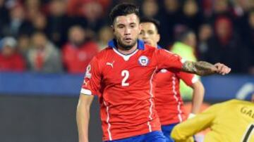 5.- El lateral del Cruzeiro registra 31 partidos y un gol bajo el mando de Jorge Sampaoli en La Roja.