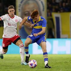 Barco, otra vez de titular: así formaría Boca vs. Dep Pereira
