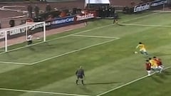 ¿Lo recordabas? Este penal tapado por Bravo a Ronaldinho cumple 12 años
