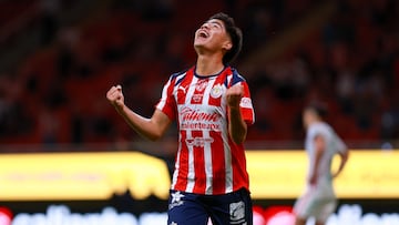 Cristian Inda celebrates his goal 3-1 of Guadalajara during the 10th round match between Guadalajara and Necaxa as part of the Liga BBVA MX, Torneo Apertura 2025 at Akron Stadium, on September 23, 2025 in Guadalajara, Jalisco, Mexico.