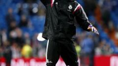 Pitos para Ancelotti y Casillas antes de empezar el partido