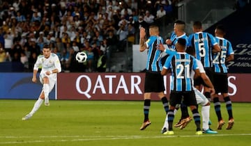 Cristiano Ronaldo scores Real Madrid's winner in Saturday's Club World Cup final against Gremio.