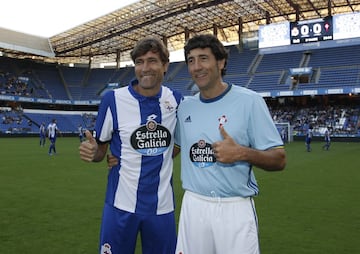 Julio Salinas y Patxi Salinas son dos hermanos que jugaron en el Athletic Club de Bilbao. Ambos debutaron en la temporada 1982/1983. Patxi estuvo 10 temporadas en el Athletic, mientras que Julio solo cuatro. En la temporada 1986/1987 se enfrentaron por primera vez, cuando Julio jugaba en el Atlético de Madrid y Patxi seguía en el Bilbao. Jugaron 849 partidos en Primera. 