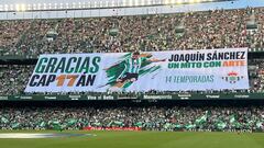 Homenaje de la afición del Betis a Joaquín.