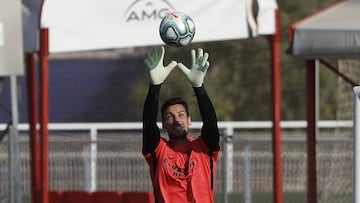 Sergio Rico.