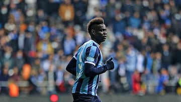 Mario Balotelli durante un partido con el Adana Demirspor.