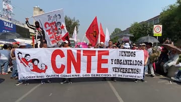 Maestros de la CNTE amagan con realizar bloqueos durante El Buen Fin su las autoridades estatales y federales no atienden sus demandas.