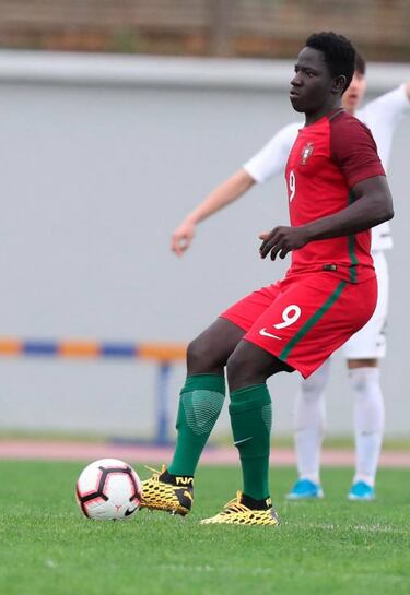 Madrid y Barça se fijan en Herculano, 'el clon de Lukaku'