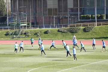 El equipo de Boca Juniors se ha entrenado en la Ciudad Deportiva de la selección española en Las Rozas. 