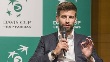 Piqué en la presentación.