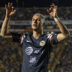 Guido Rodríguez se despidió del América en el aeropuerto