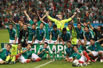 México fue sede del Mundial Sub 17 en el 2011. La final se disputó en el Estadio Azteca y vio como los tricolores respondían al llevarse su segundo campeonato en esta categoría tras vencer en la Final 2-0 a Uruguay.