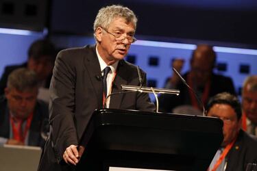 Villar puts off naming Del Bosque’s successor