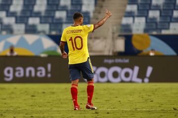 Los dirigidos por Reinaldo Rueda debutaron con victoria en el primer partido de la Copa América. La Tricolor se impuso con un tanto de Edwin Cardona.