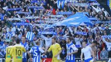 <b>EUFORIA. </b>Los aficionados del Deportivo se vuelcan con su equipo.