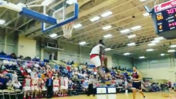 ¡Bestialidad! Cómo será la clavada que sin entrar puso a todos en pie...