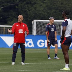 Gilsanz: “El semáforo de mi renovación lo veo ámbar, intermitente”