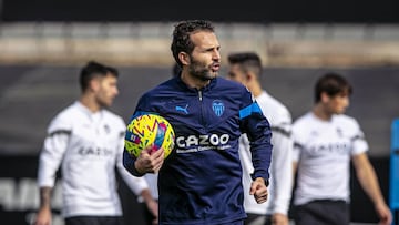 El Valencia ya piensa en el Bar?a