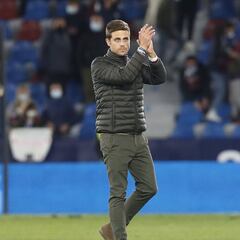 El Levante confirma la continuidad de Alessio Lisci