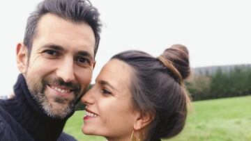 El futbolista Diego López con su mujer, Iria Otero.