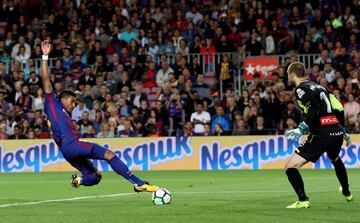 Paulinho y Pau Lopez