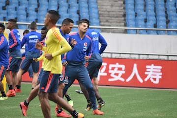 Después de la rueda de prensa en la que estuvieron José Pékerman, Carlos Bacca y Giovanni Moreno, el equipo nacional hizo su única práctica antes del partido ante China.