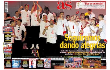 Fiestón, apoteósico... las portadas recogen la gran fiesta de la Selección Española