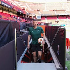 Eintracht Frankfurt vs Rangers: who is Europa League final referee Slavko Vincic?