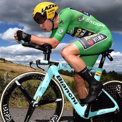 Van Aert se estrena con fuerza en el adiós de Froome