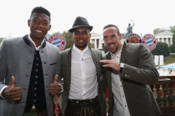 Alaba, Douglas Costa y Ribery.