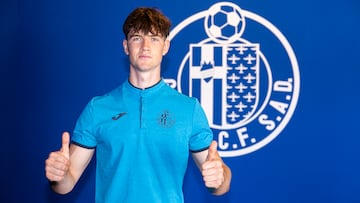 Iván Surkov, en su presentación con el Getafe.