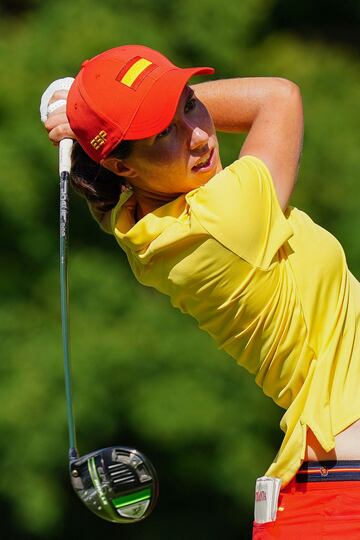 Gran inicio de Carlota Ciganda en el debut del golf femenino para colocarse cuarta en la primera jornada. Busca dar la sorpresa, por el momento, con -3 empatada con Matilda Kastren y Jin Young Ko.