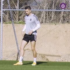 Javi Sánchez vuelve al grupo casi dos meses después de su lesión