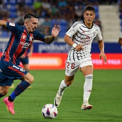 Jorge Pulido le cuesta dos puntos al Huesca