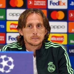 Modric: “Quiero renovar porque lo merezca, no porque me lo regalen”