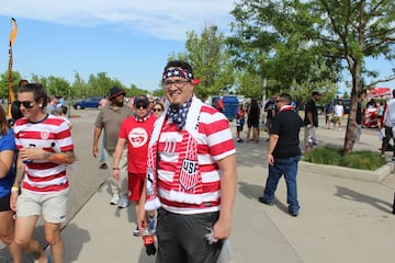 Los aficionados de Estados Unidos lo pasaron en grande en la fan zone antes del partido del Hexagonal ante Trinidad y Tobago. "Vamos a ganar 8-0", decía un aficionado del Team USA.