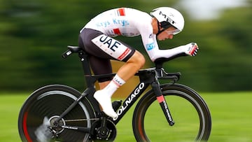 Tadej Pogacar, corredor del UAE Team Emirates, se quedó con la etapa 5 del Tour de Francia. El esloveno volvió a volar en la CRI. Rigo Urán entró al top 10