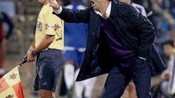 <b>NUEVA PRUEBA. </b>El técnico albinegro se encontrará con el que fue su entrenador en el Atlético.