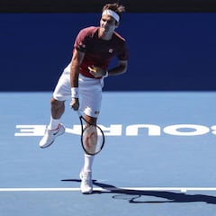 Federer, a igualar a Djokovic en Australia: tercer título seguido