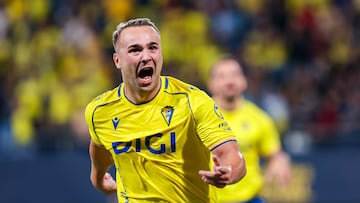 20/10/25 PARTIDO SEGUNDA DIVISION CADIZ - BURGOS 1-0 GOL DE JAVI ONTIVEROS