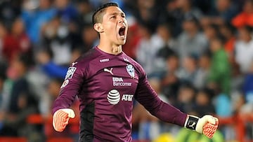 Hugo González celebra el gol de Monterrey